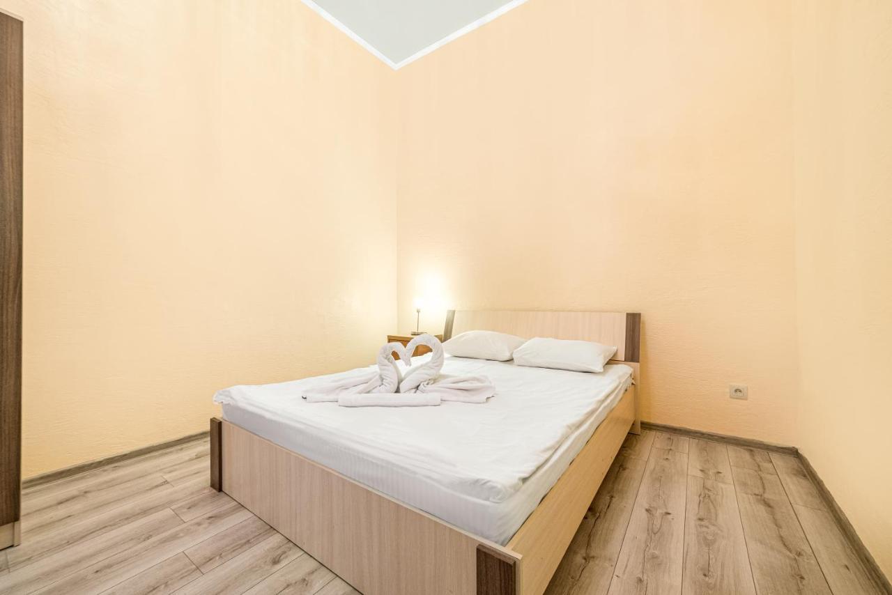 Apartment Near Deribasovskaya أوديسا المظهر الخارجي الصورة